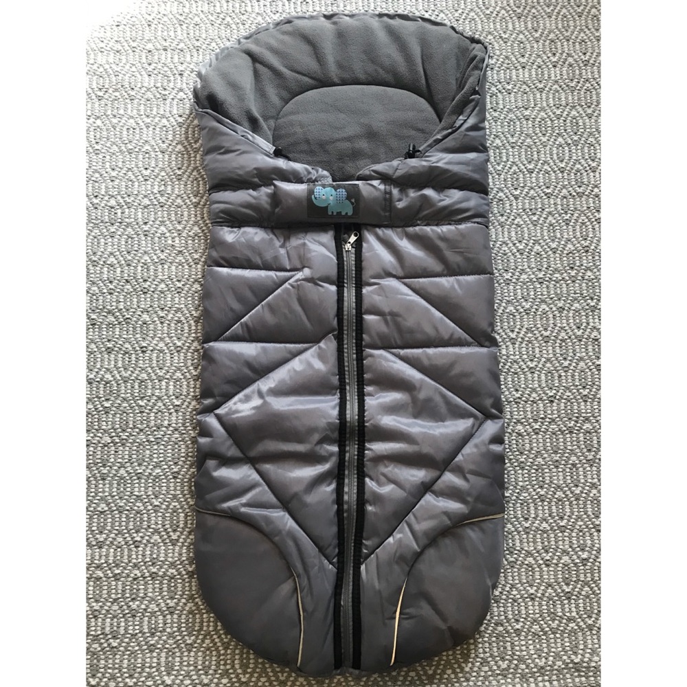 Waterproof stroller footmuff